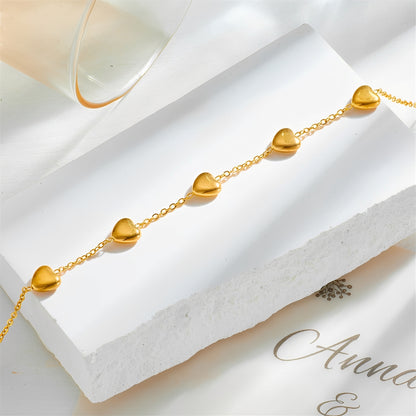 Amara – Pulsera Corazones Delicados Elegante