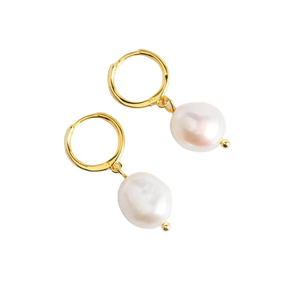 Akira – Pendientes Perla Barroca Irregular Elegantes
