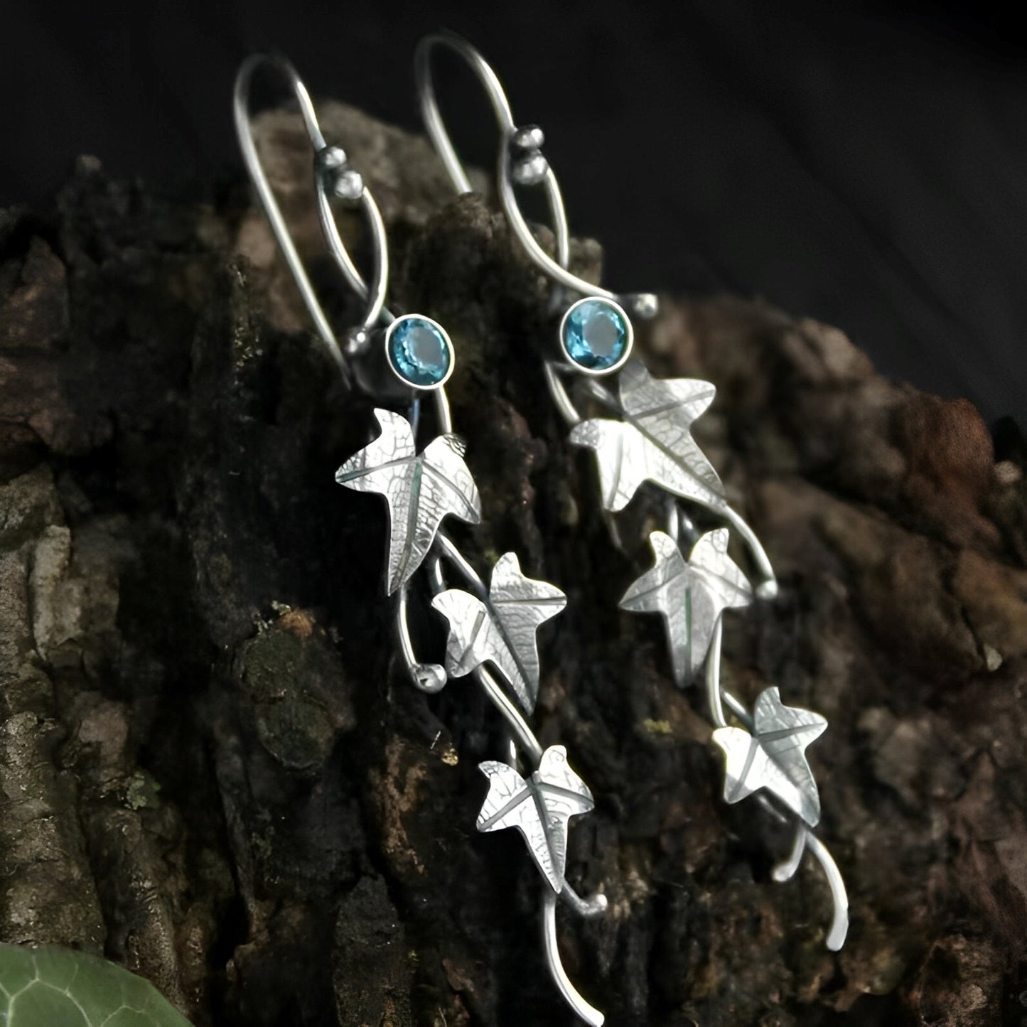 Elvina – Pendientes Hojas Vintage Élficas