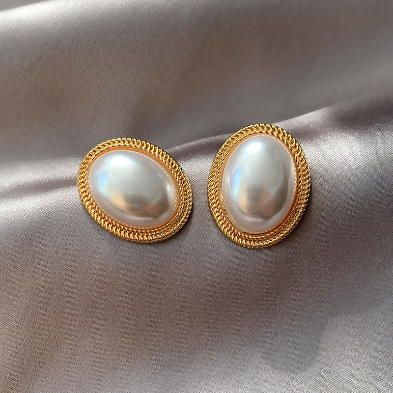 Klio  – Pendientes de Perla Vintage Elegantes