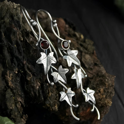 Elvina – Pendientes Hojas Vintage Élficas