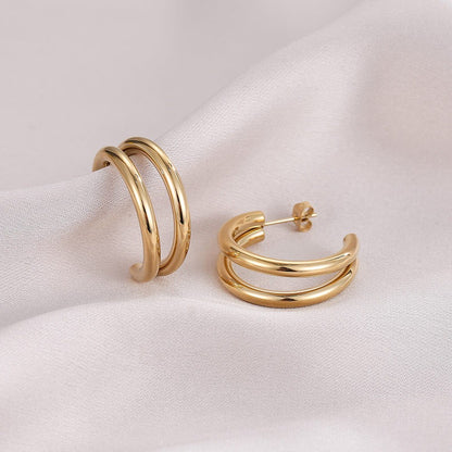 Yumi – Pendientes Doble Capa de Acero Elegantes