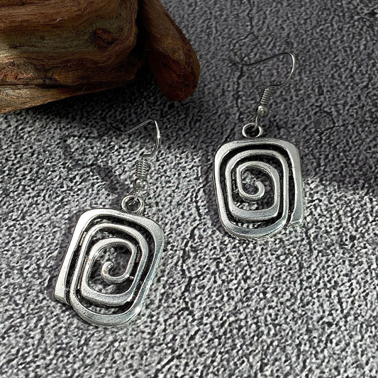 Eva – Aretes Espirales Retro en Plata