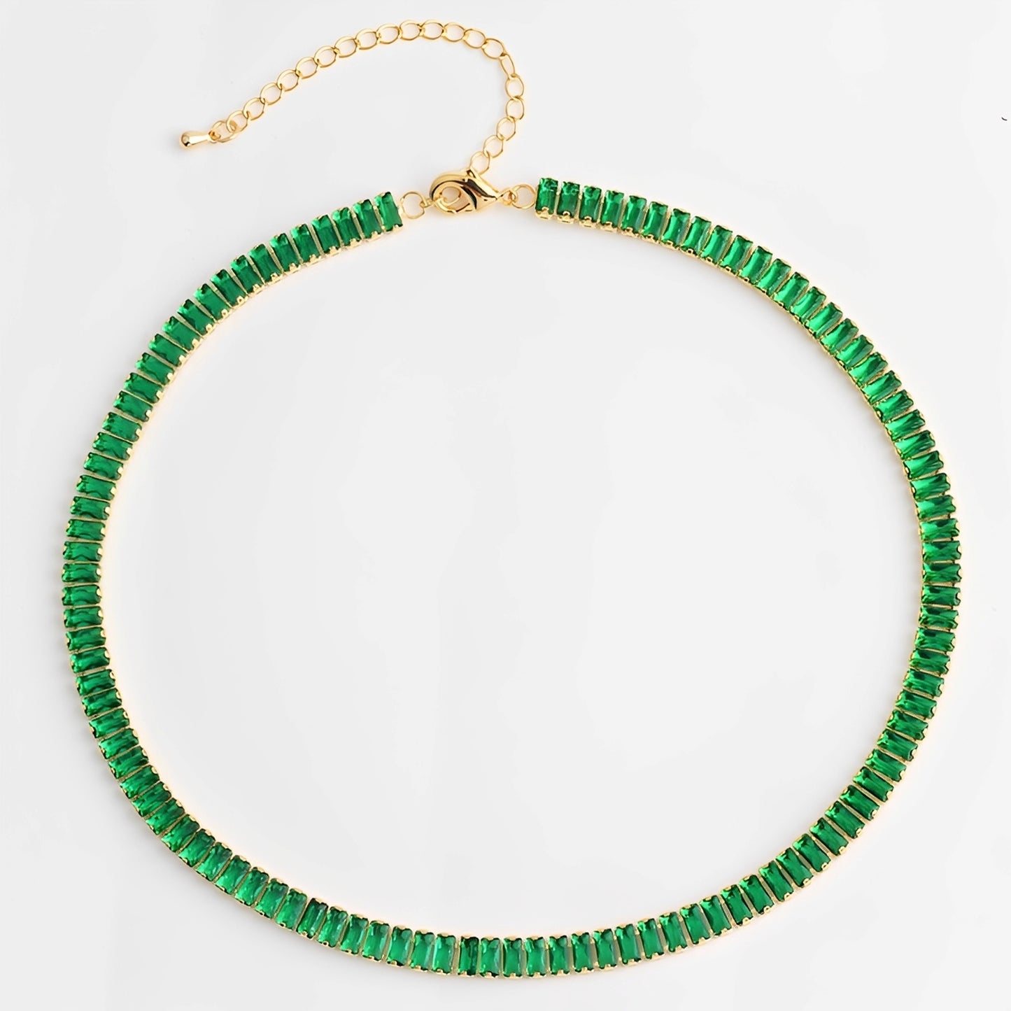Verna – Choker Tennis con Corte Baguette y Estilo Elegante