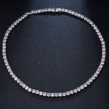 Elena – Collar Redondo de Zirconia Elegante