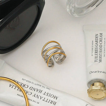 Ava – Anillo Minimalista de Acero Elegante