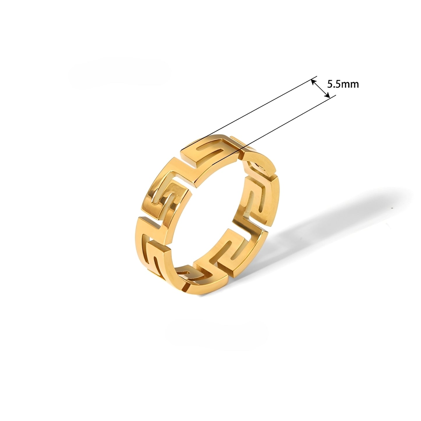 Kaila – Anillo Geométrico Calado de Acero Elegante