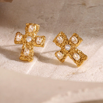 Saki – Aretes Cruz Piedra Fundida Elegantes
