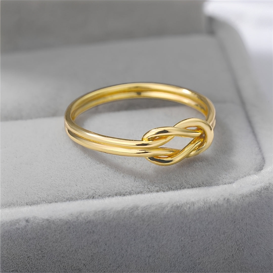 Matilda – Anillo Cruz Entretejida
