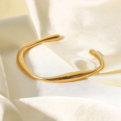Gayle – Pulsera Möbius Elegante