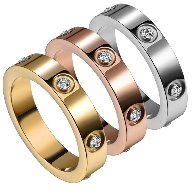Livia – Anillo de Titanio con Detalles Brillantes