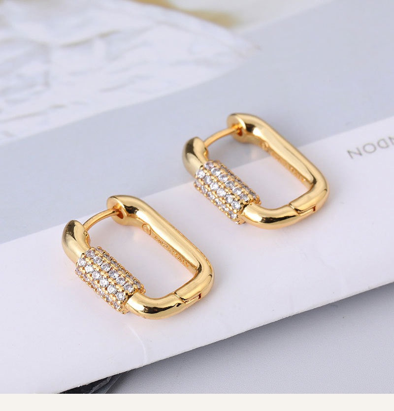 Stacey – Pendientes Cuadrados Incrustados de Zirconio