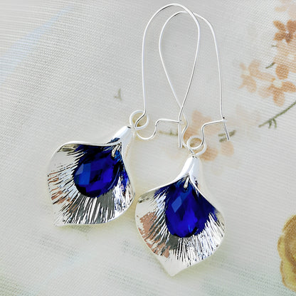 Lyana – Pendientes Plateados con Piedra Azul