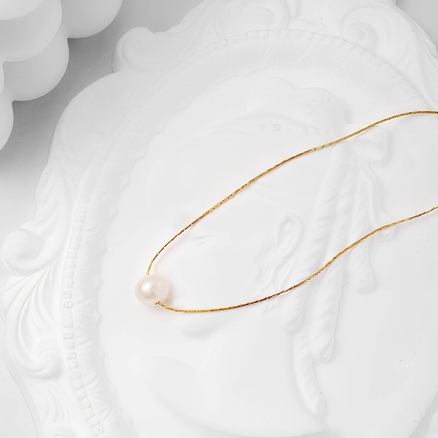 Karylle – Collar Perla Flotante