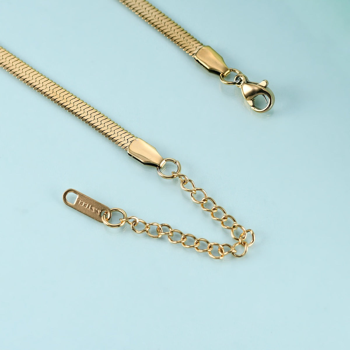 Naia – Pulsera Cadena Serpiente Elegante