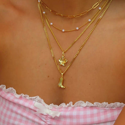 Ami – Collar de Perlas Elegante