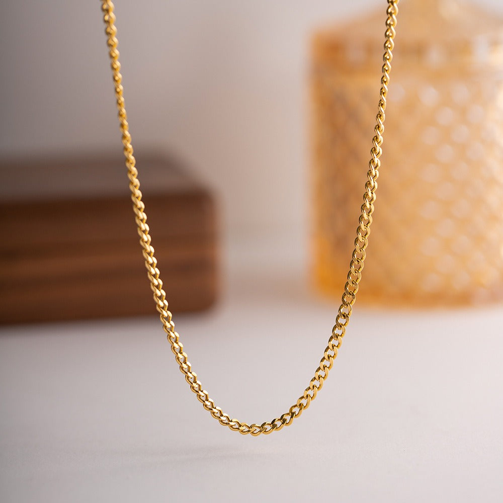 Avana – Collar Cadena Dorada Elegante