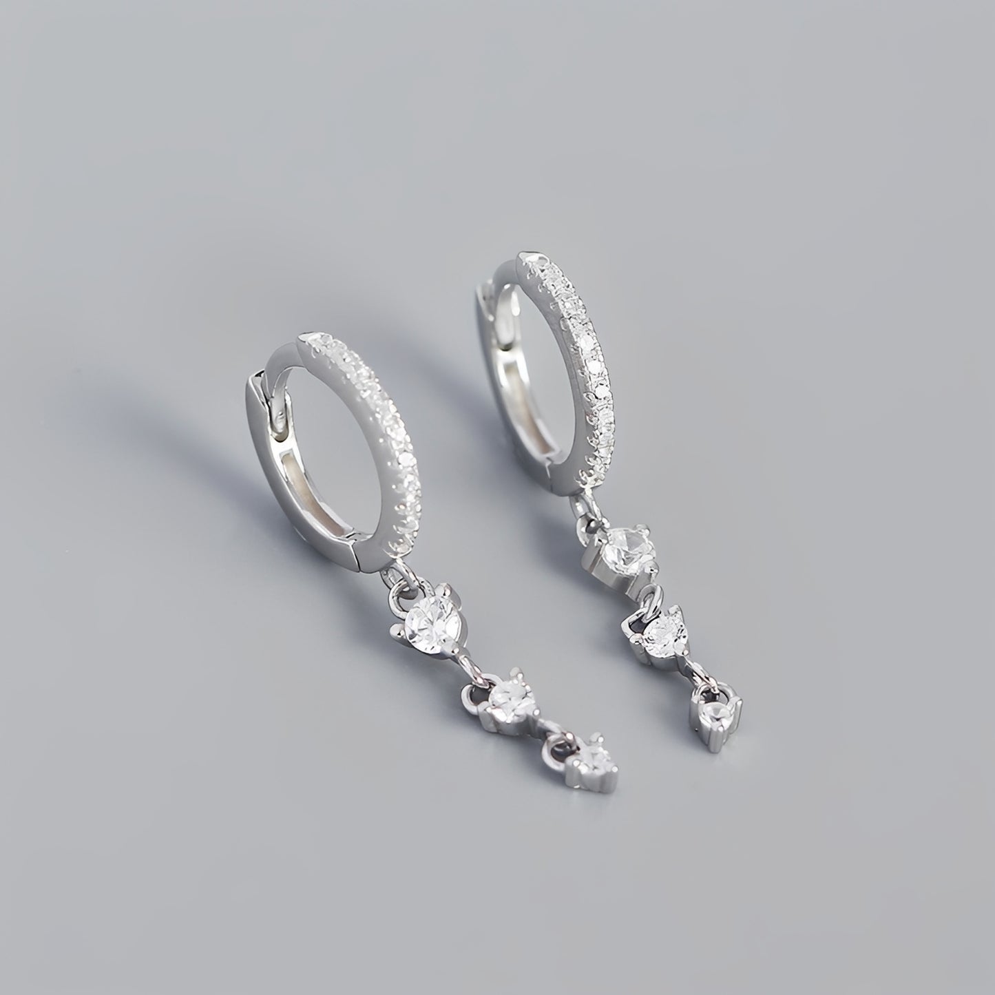 Toshi – Pendientes Retro Elegantes