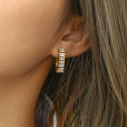 Lisa – Pendientes Geométricos Minimalistas