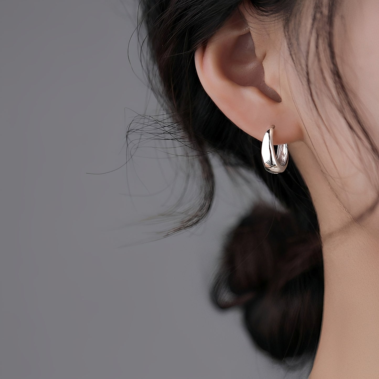 Andy – Pendientes Plateados Estilo Frost
