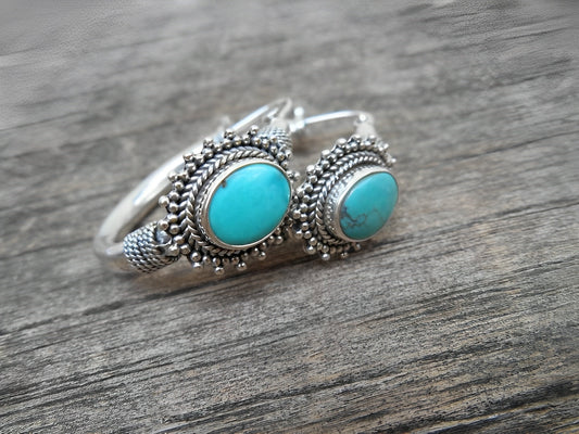 Hiraya – Pendientes Vintage con Piedra Turquesa