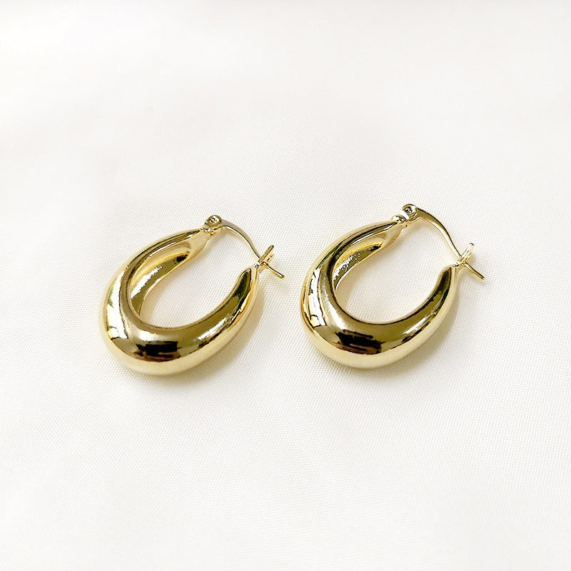 Denise – Pendientes Ovalados en U Elegantes