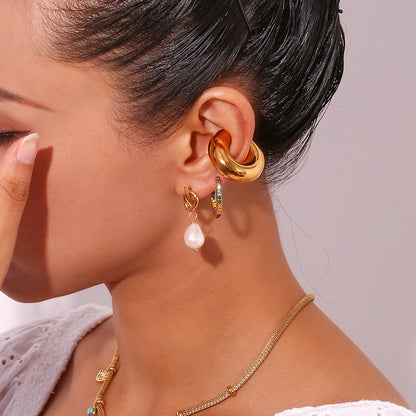 Valeria – Pendientes Dorados con Perla Barroca