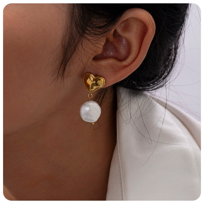 Poca – Pendientes Perla y Corazón