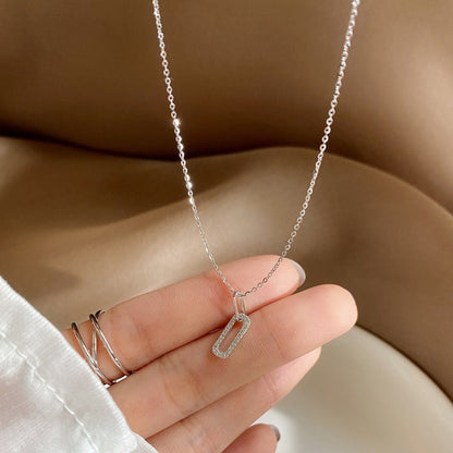 Sora – Collar con Colgante de Eslabón Brillante