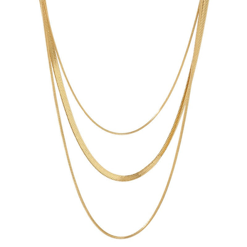 Ashley – Collar Dorado de 3 Filas Cadena Serpiente