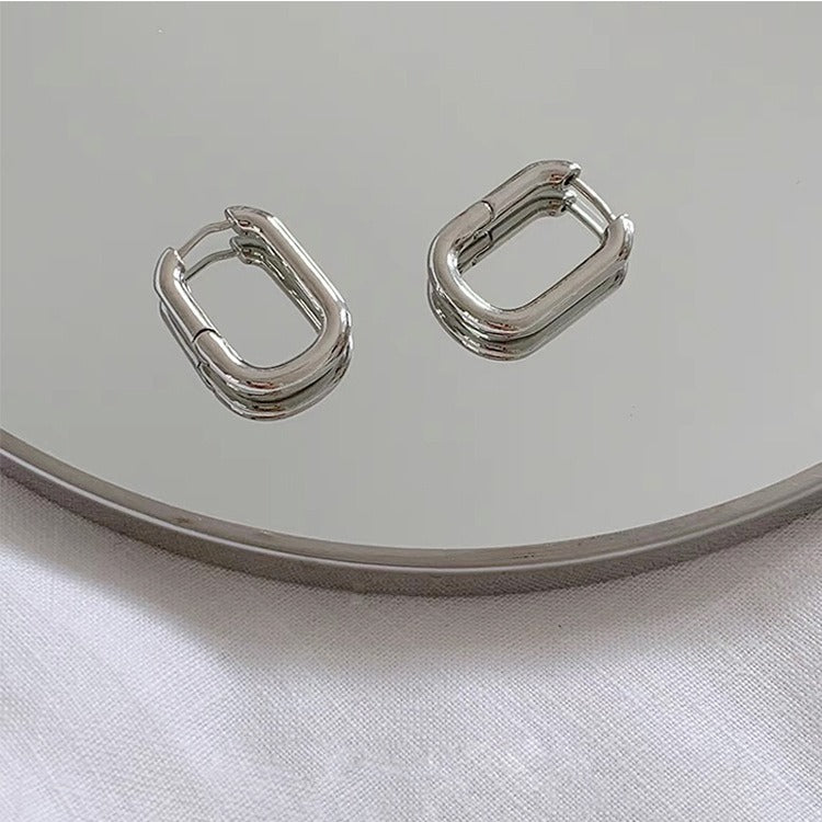 Colette – Pendientes Ovalados Franceses Elegantes