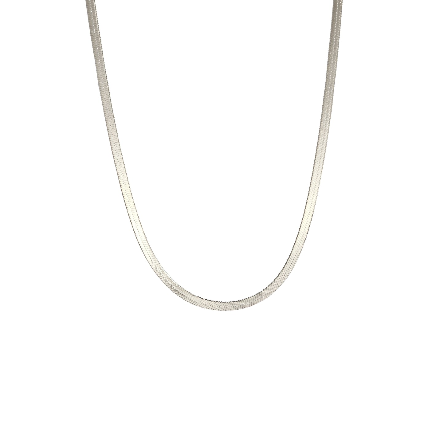 Selene – Collar Choker de Cadena Serpiente Elegante