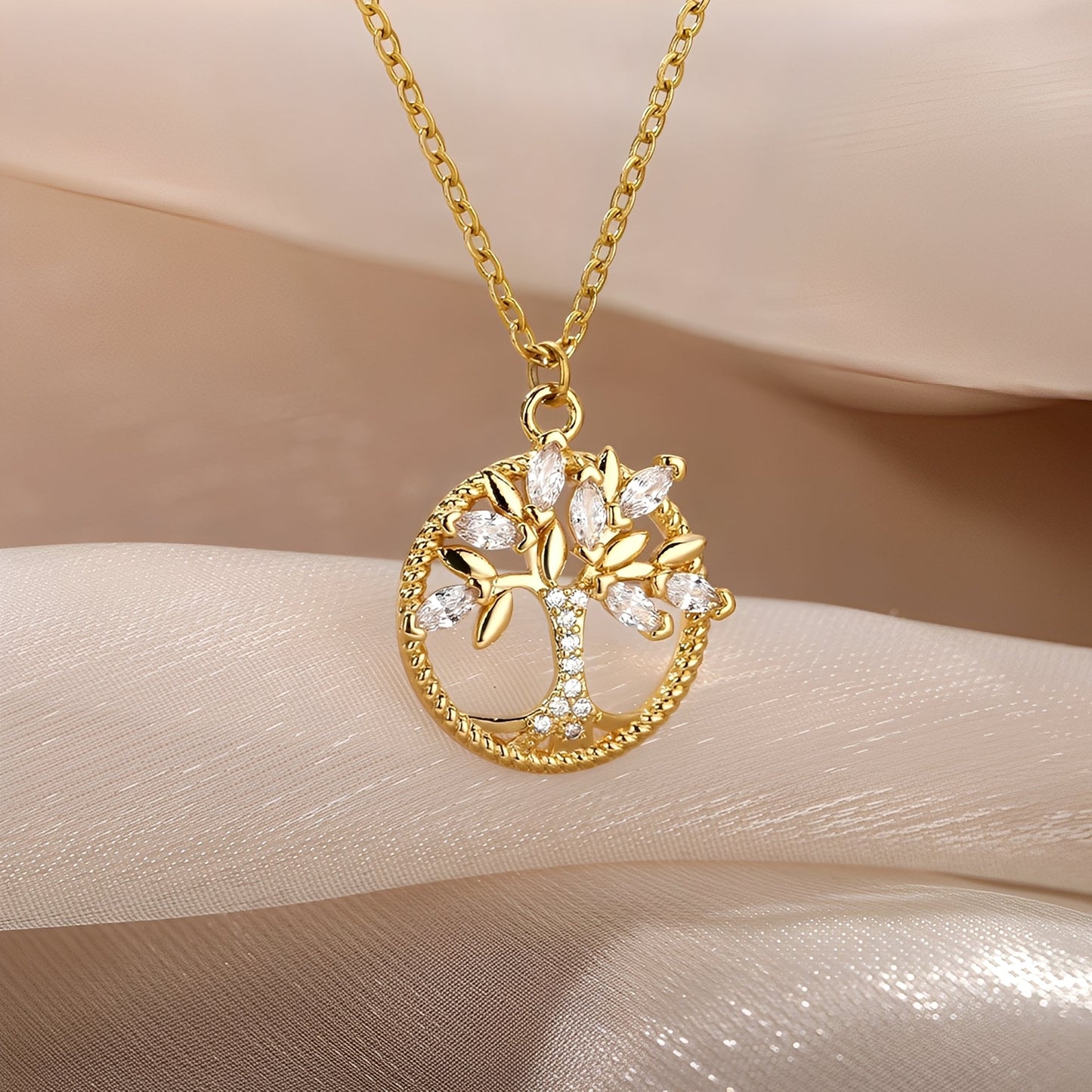 Toshi – Collar Árbol de Vida en Oro con Zirconia