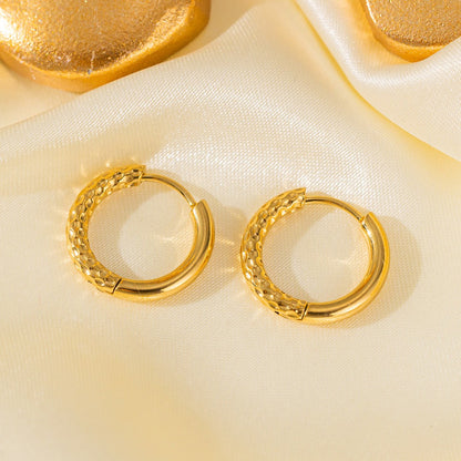 Riley – Pendientes Clip Redondos Brillo Estelar