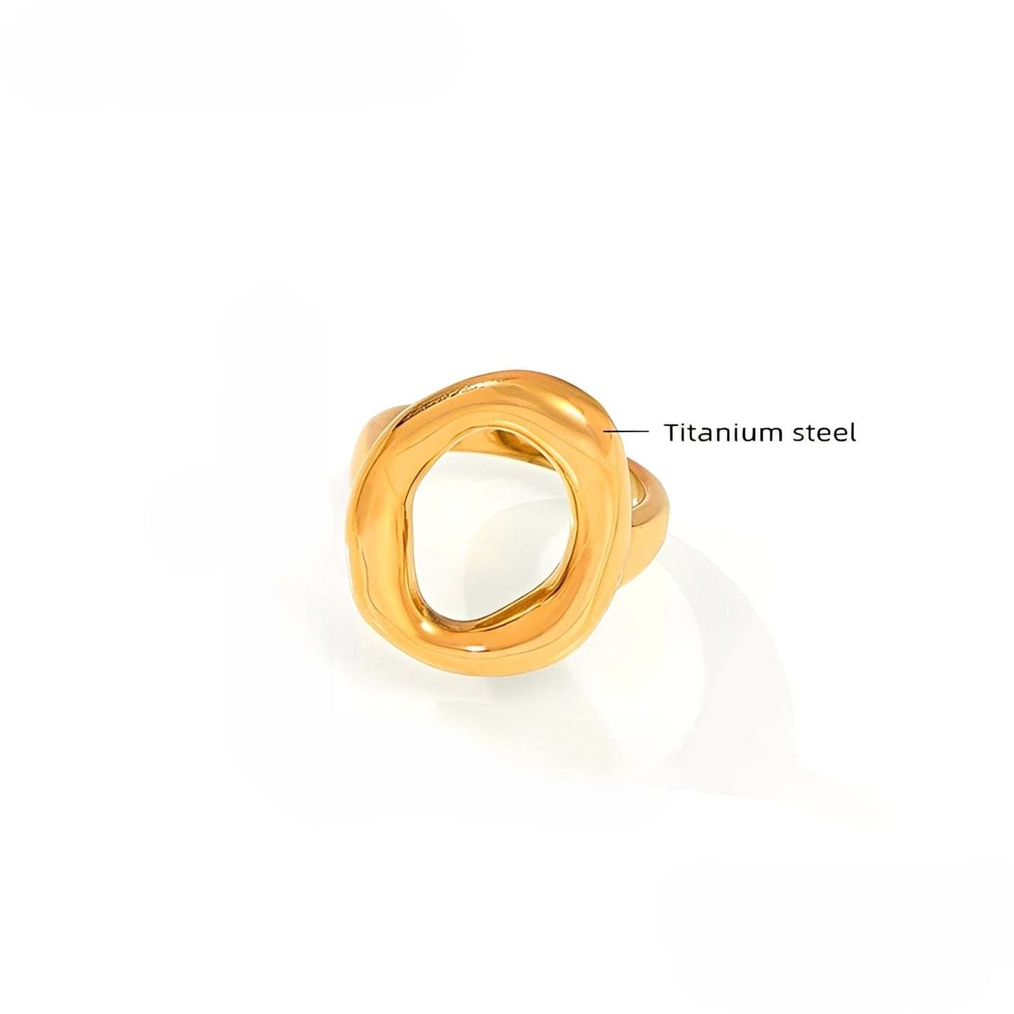 Emman – Anillo Escultórico Dorado Elegante