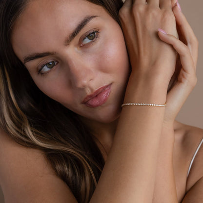 Valeria – Pulsera Tennis de Circonitas Redondas Elegante
