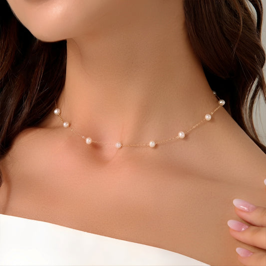 Vera – Collar Minimalista de Clavícula