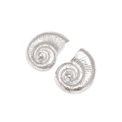 Pia – Pendientes Concha Elegantes
