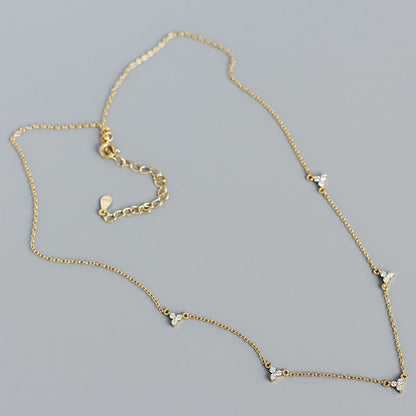 Lena – Collar Geométrico de Oro