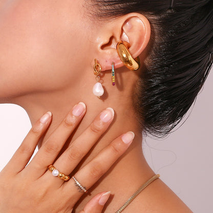 Valeria – Pendientes Dorados con Perla Barroca