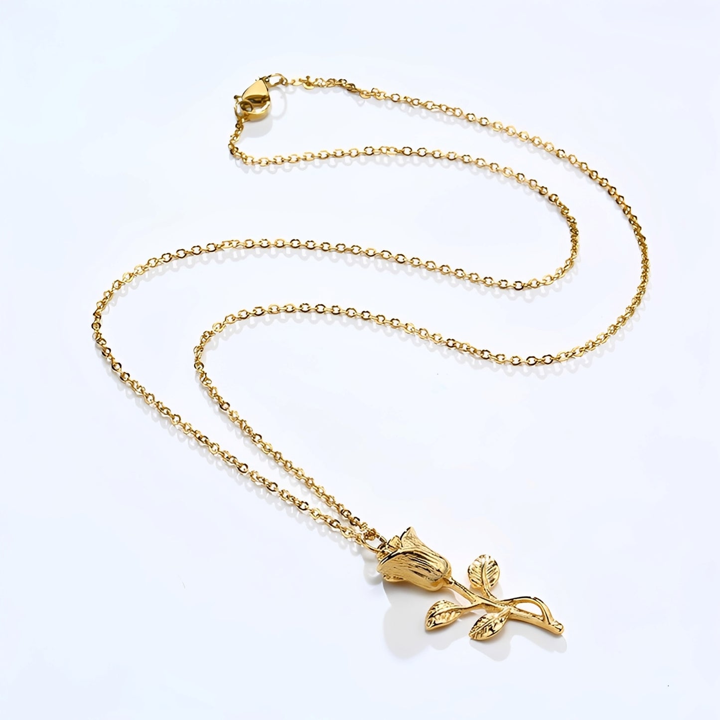 Valentina – Collar Vintage de Acero Titanio