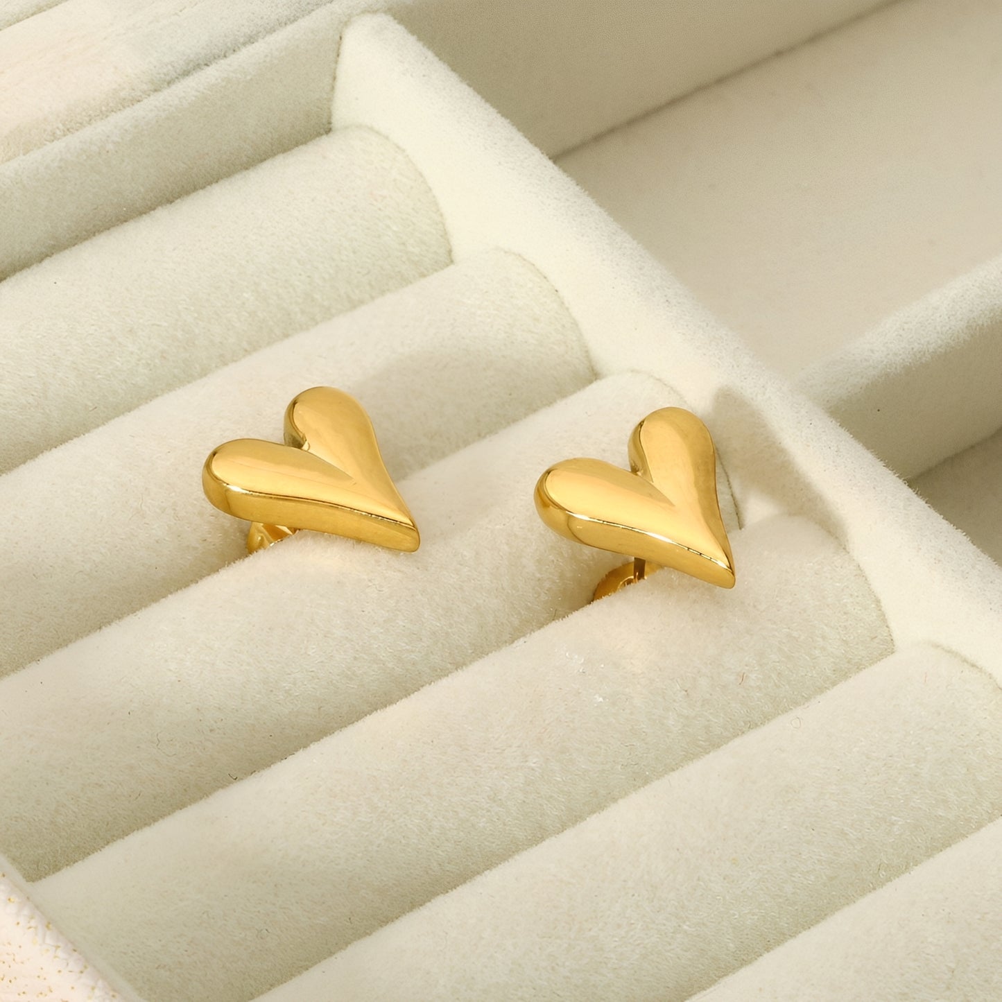Charlie – Pendientes Corazón Elegantes