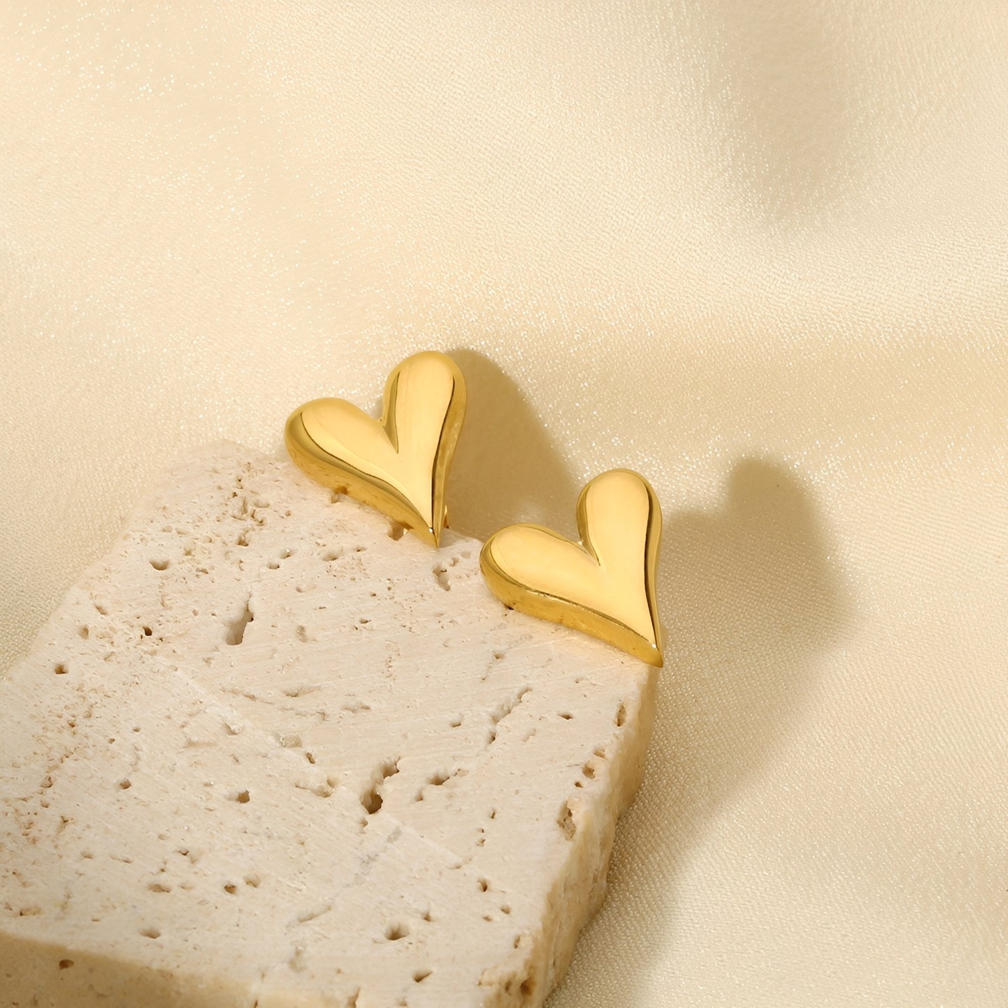 Charlie – Pendientes Corazón Elegantes