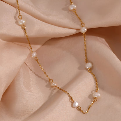 Sydney – Collar Dorado con Perlas Barrocas