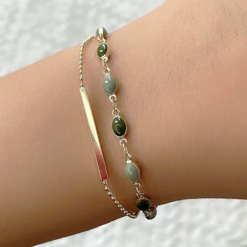Manon – Pulsera de Piedra Verde en Oro