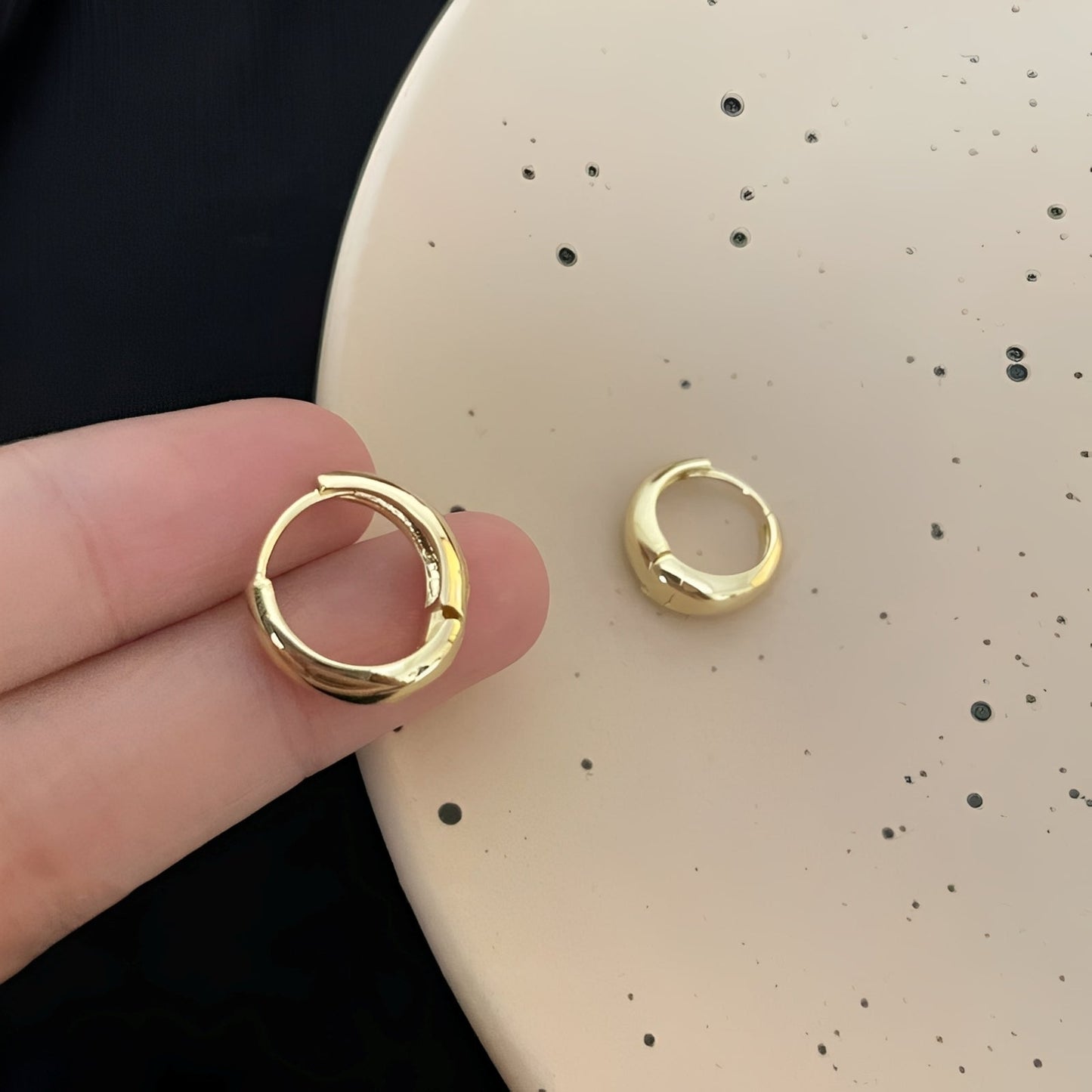 Renee – Pendientes Dorados