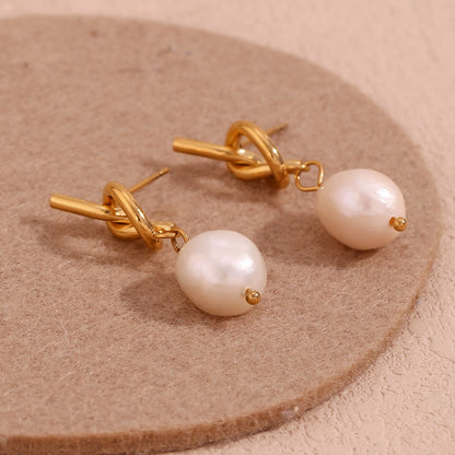 Valeria – Pendientes Dorados con Perla Barroca