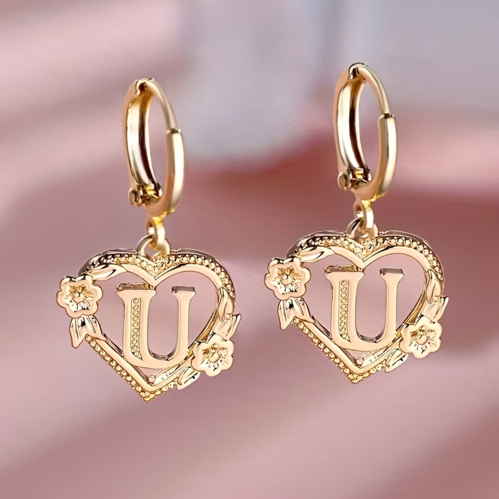 Pendientes de aro con corazón para mujeres con inicial y detalles florales