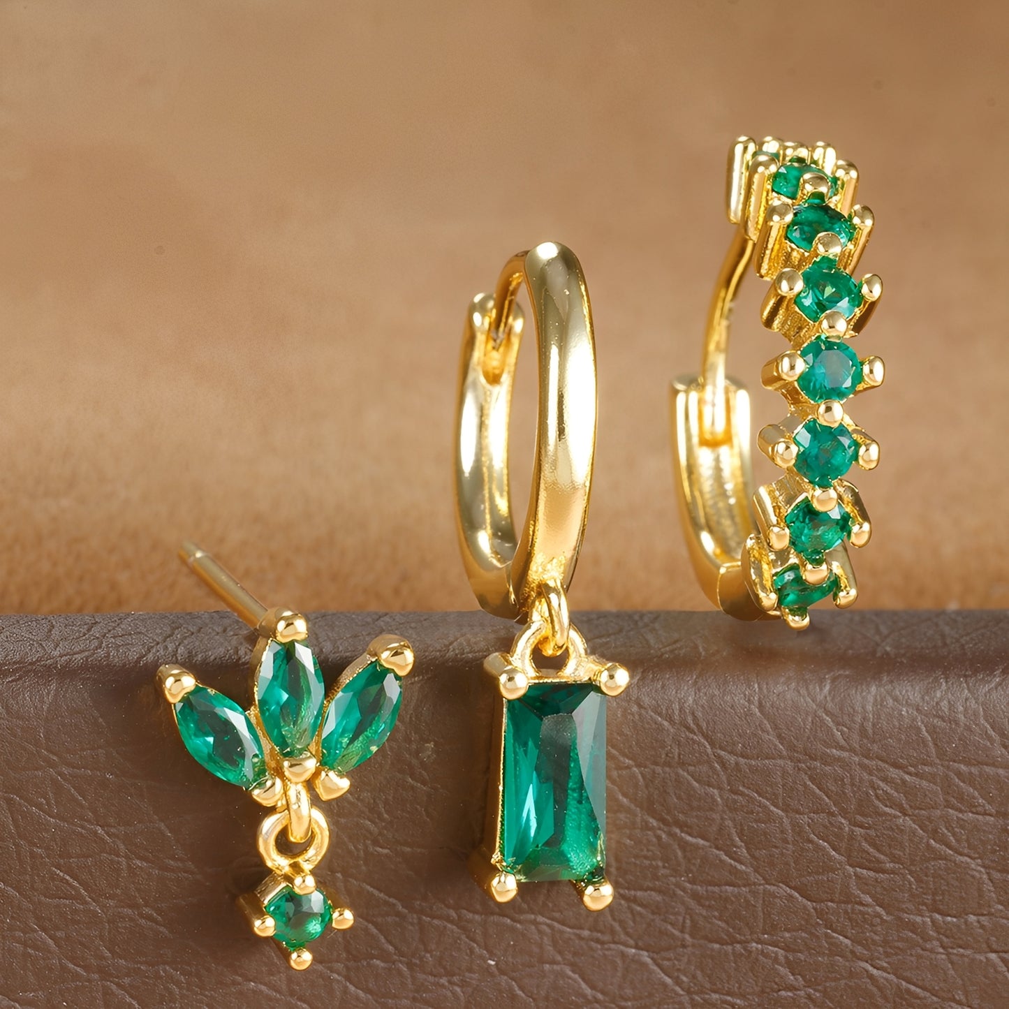 Leona – Set de Pendientes de Zirconia Cuadrados de Moda
