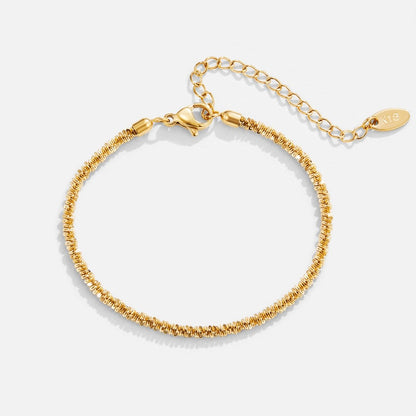 Kai – Pulsera Dorada 18K Refinada